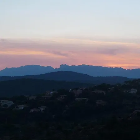 Nest With Great View On The Golf Of Santa Giulia Hébergement de vacances