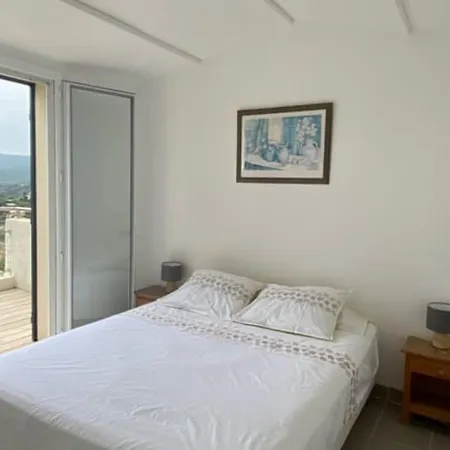 Hébergement de vacances Nest With Great View On The Golf Of Santa Giulia